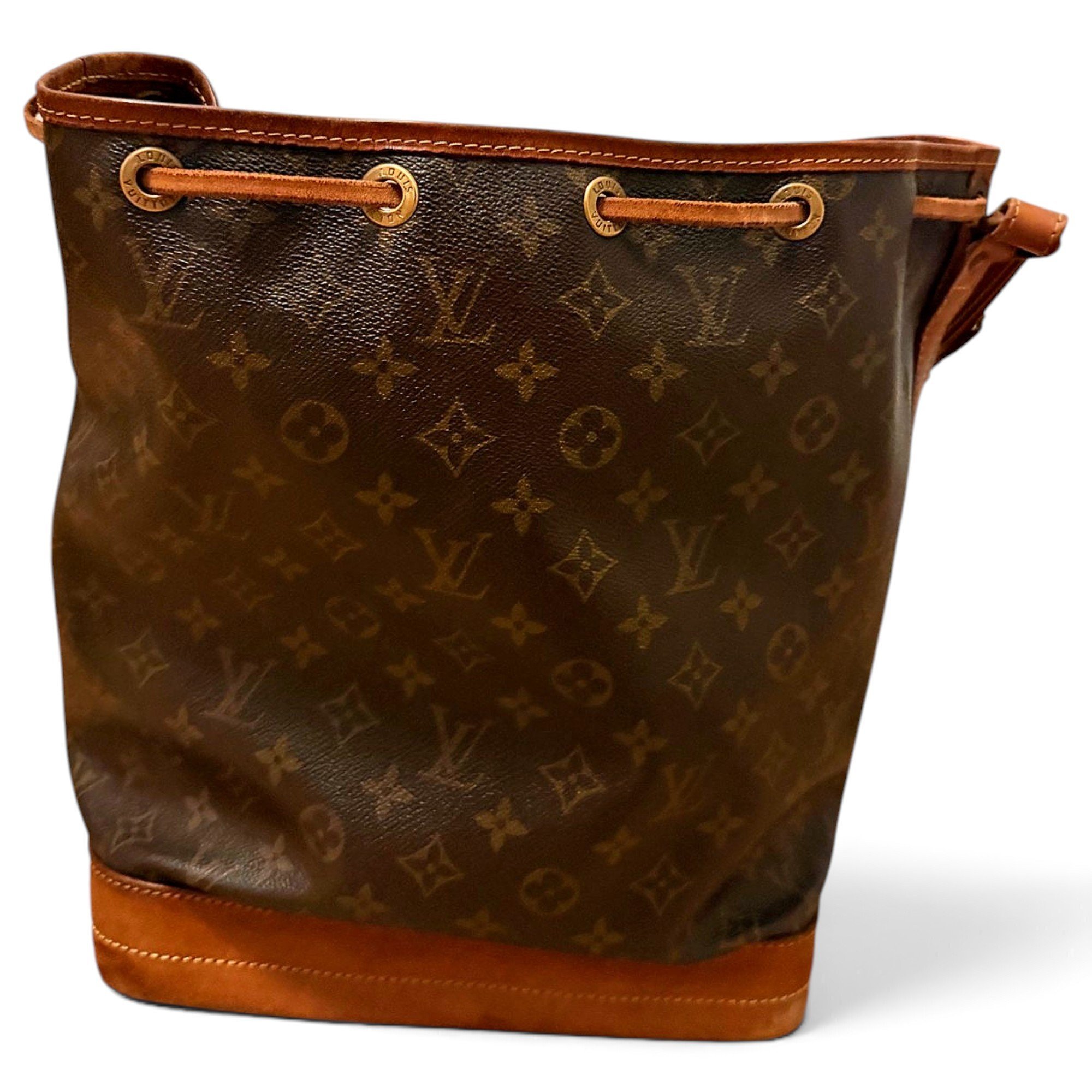 Noé leather handbag