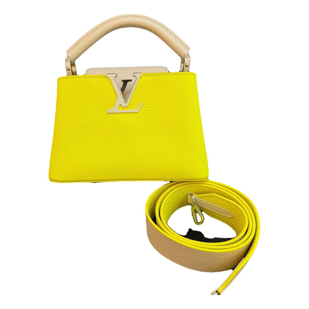 Capucines leather handbag
