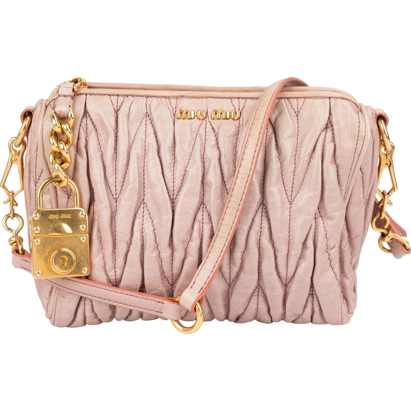 Matelassé leather handbag