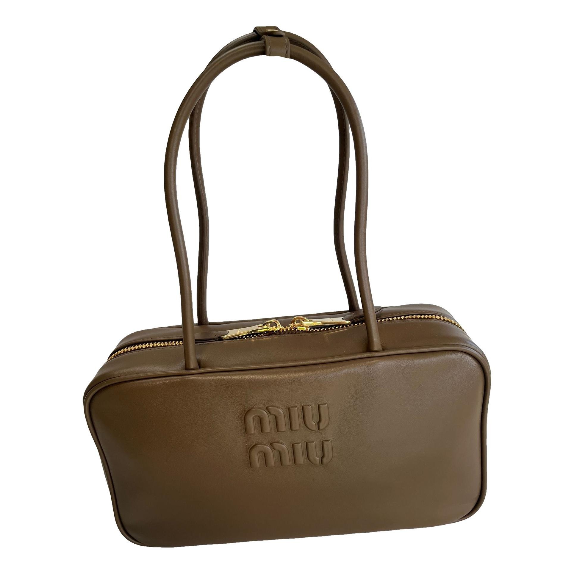 Beau leather handbag
