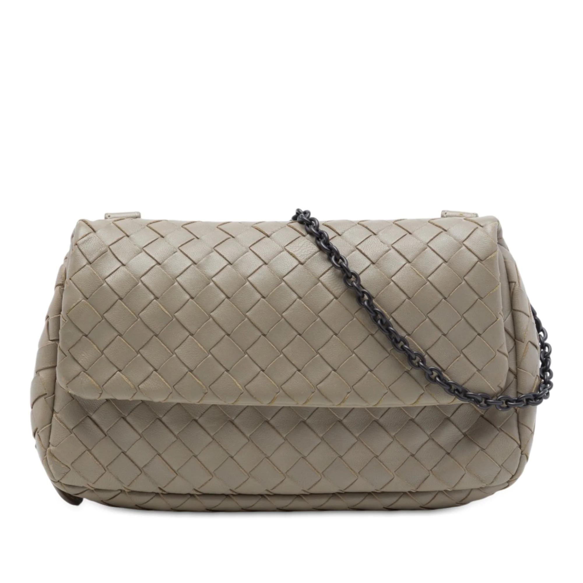 Veneta leather crossbody bag