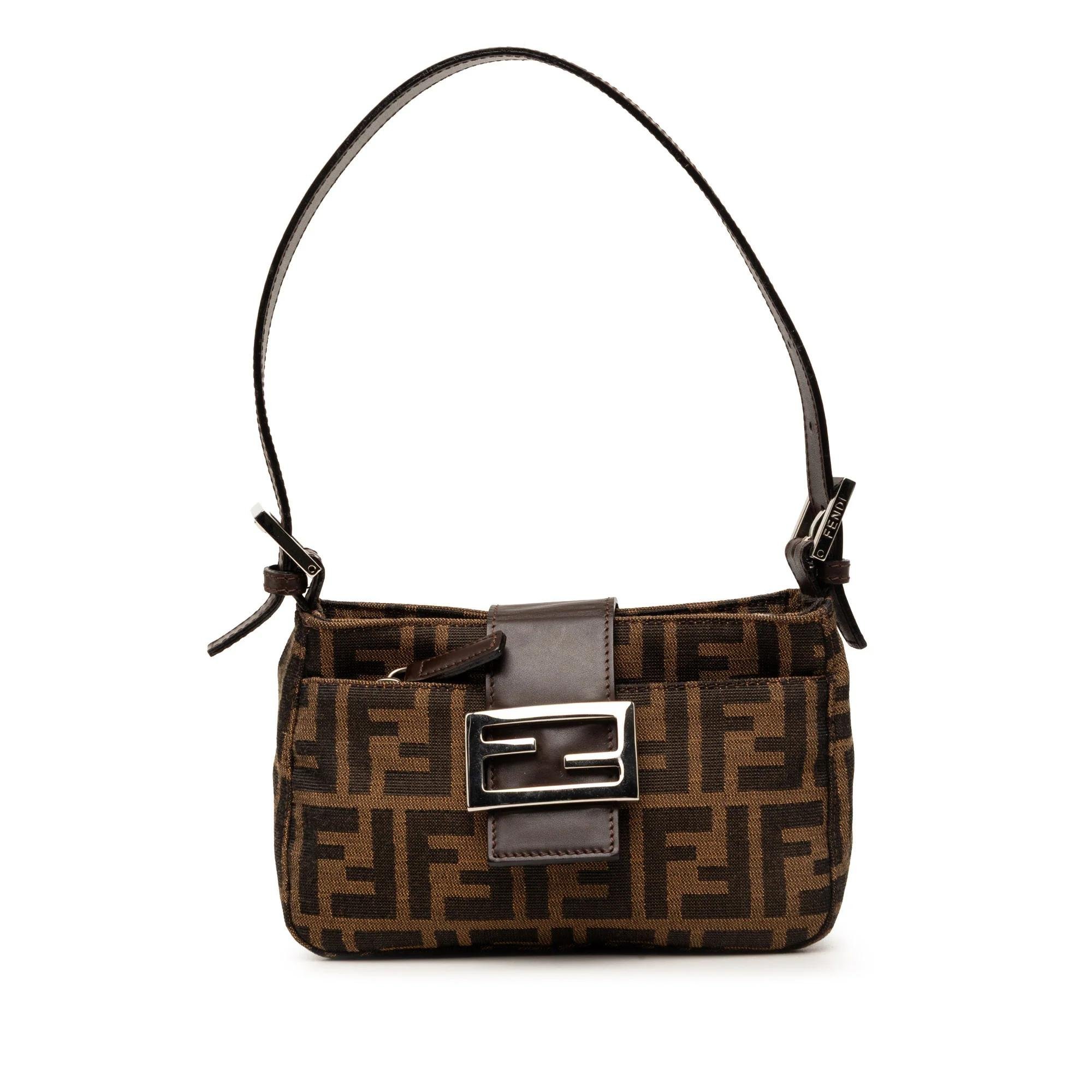 Pocket leather handbag