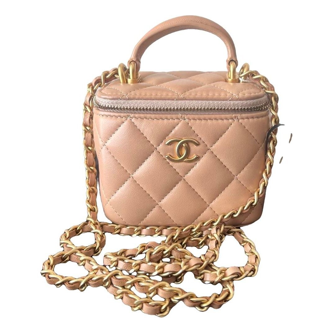 Vanity leather handbag