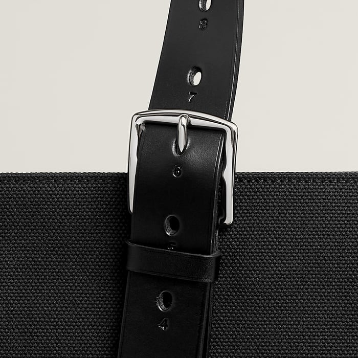 Noir Etriviere Shopping Bag