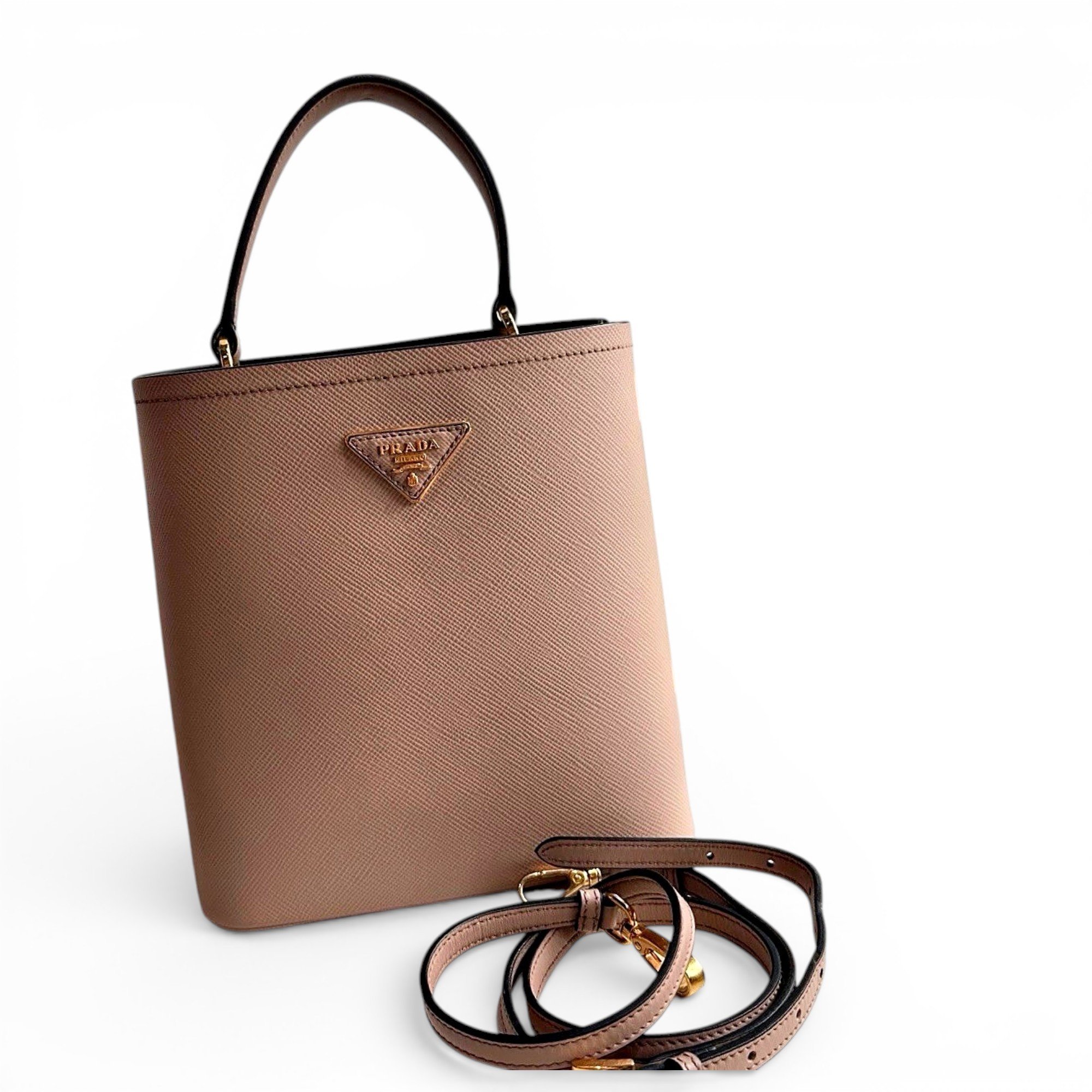 Panier leather handbag