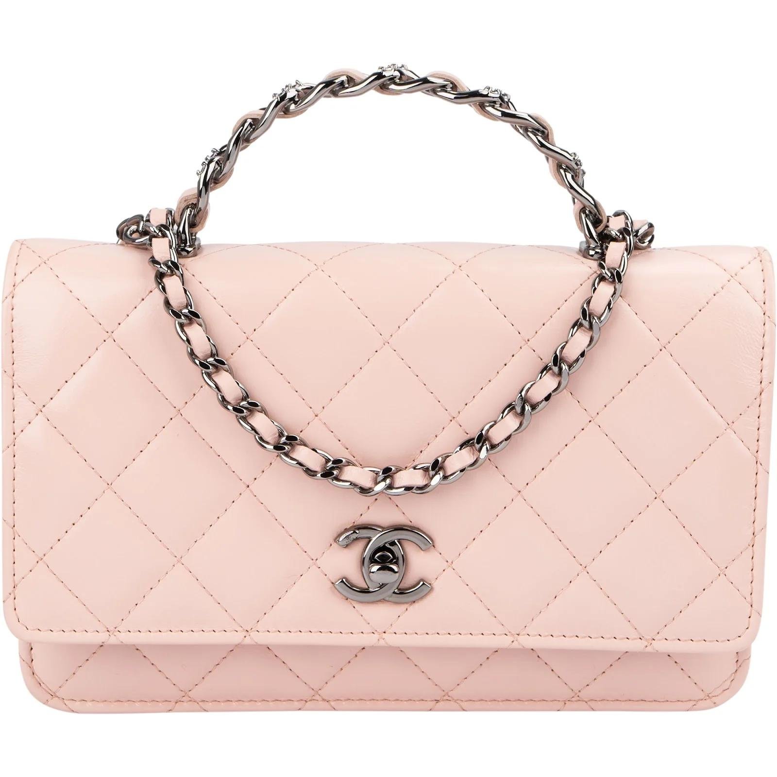 Wallet On Chain Timeless/Classique leather crossbody bag