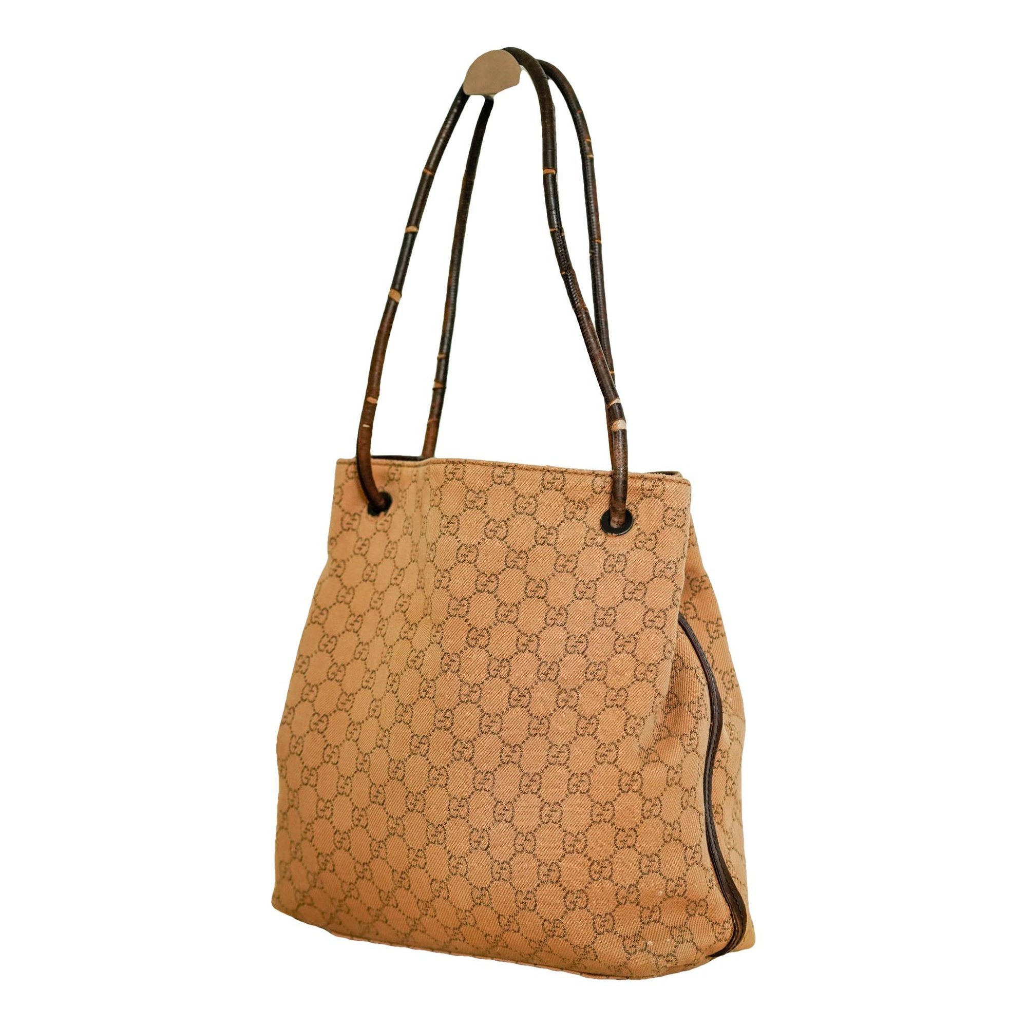 Cloth tote
