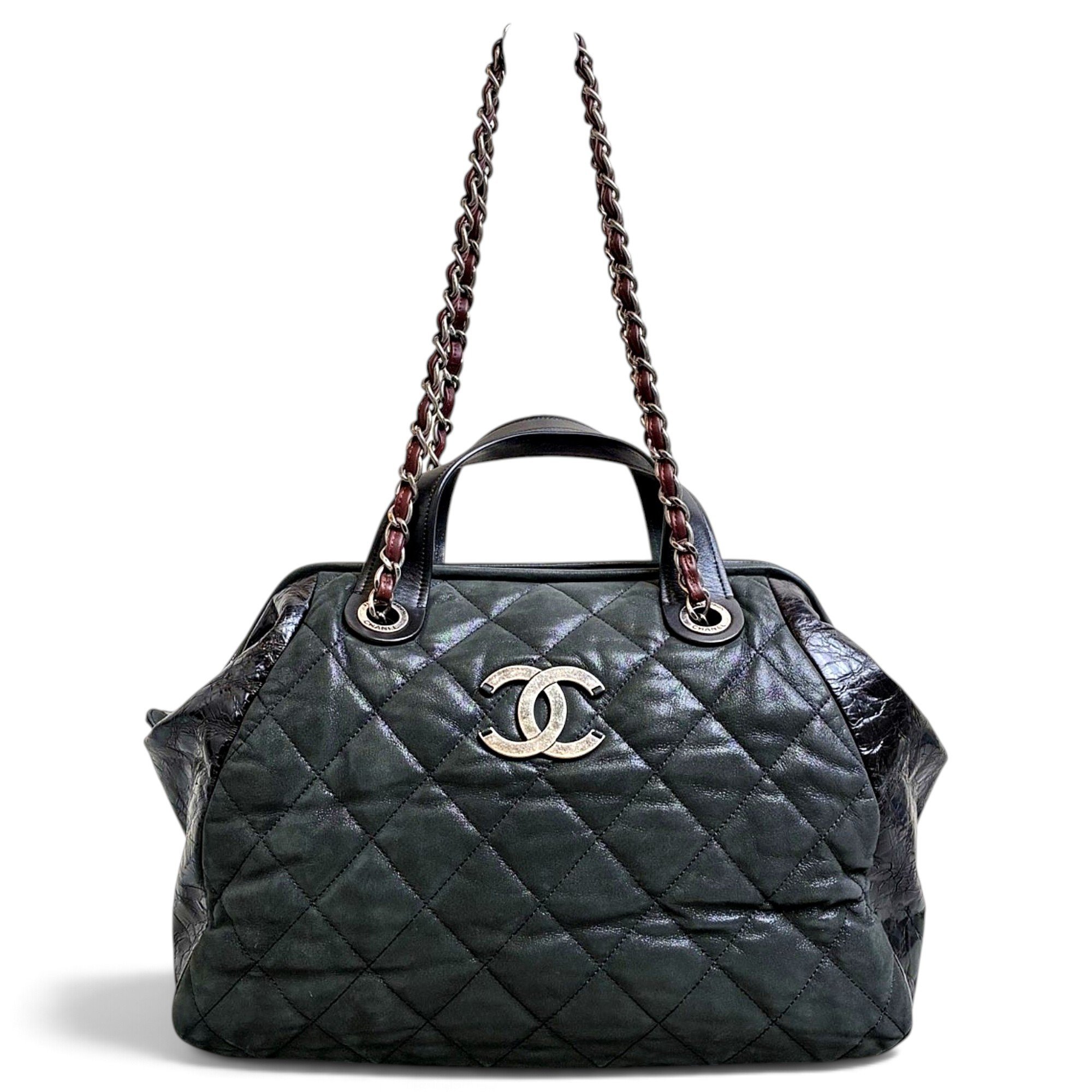 Chanel Portobello leather handbag