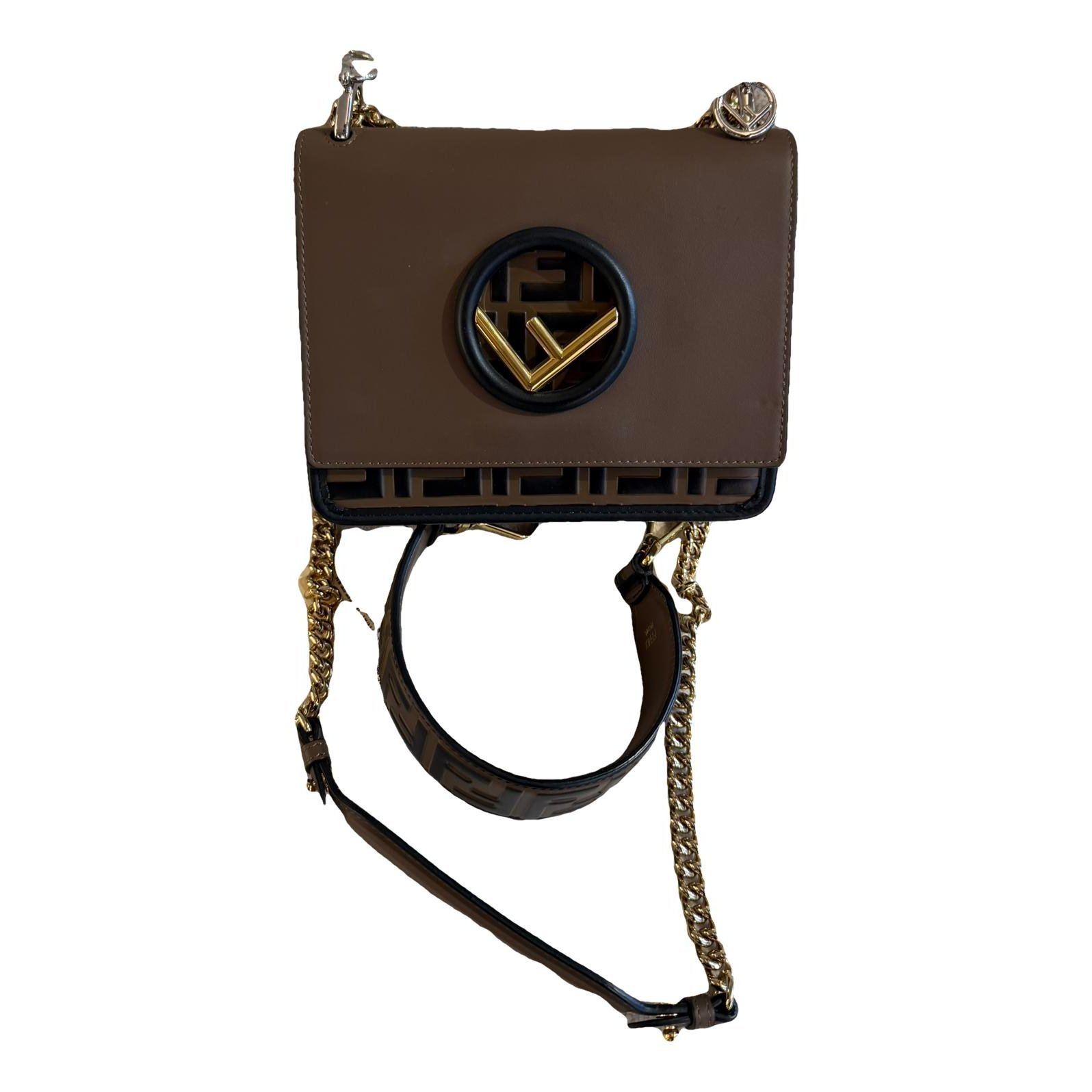Kan I Logo leather handbag