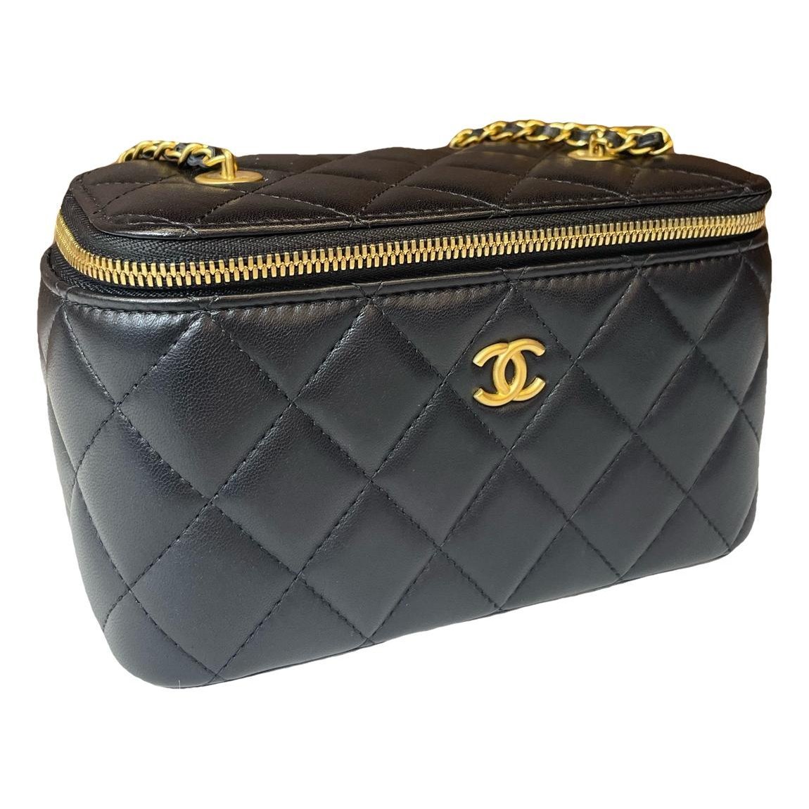 Trendy CC Vanity leather handbag