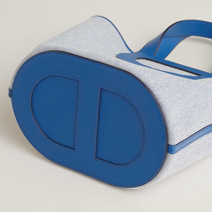 Hermès In-the-loop 23 Bag