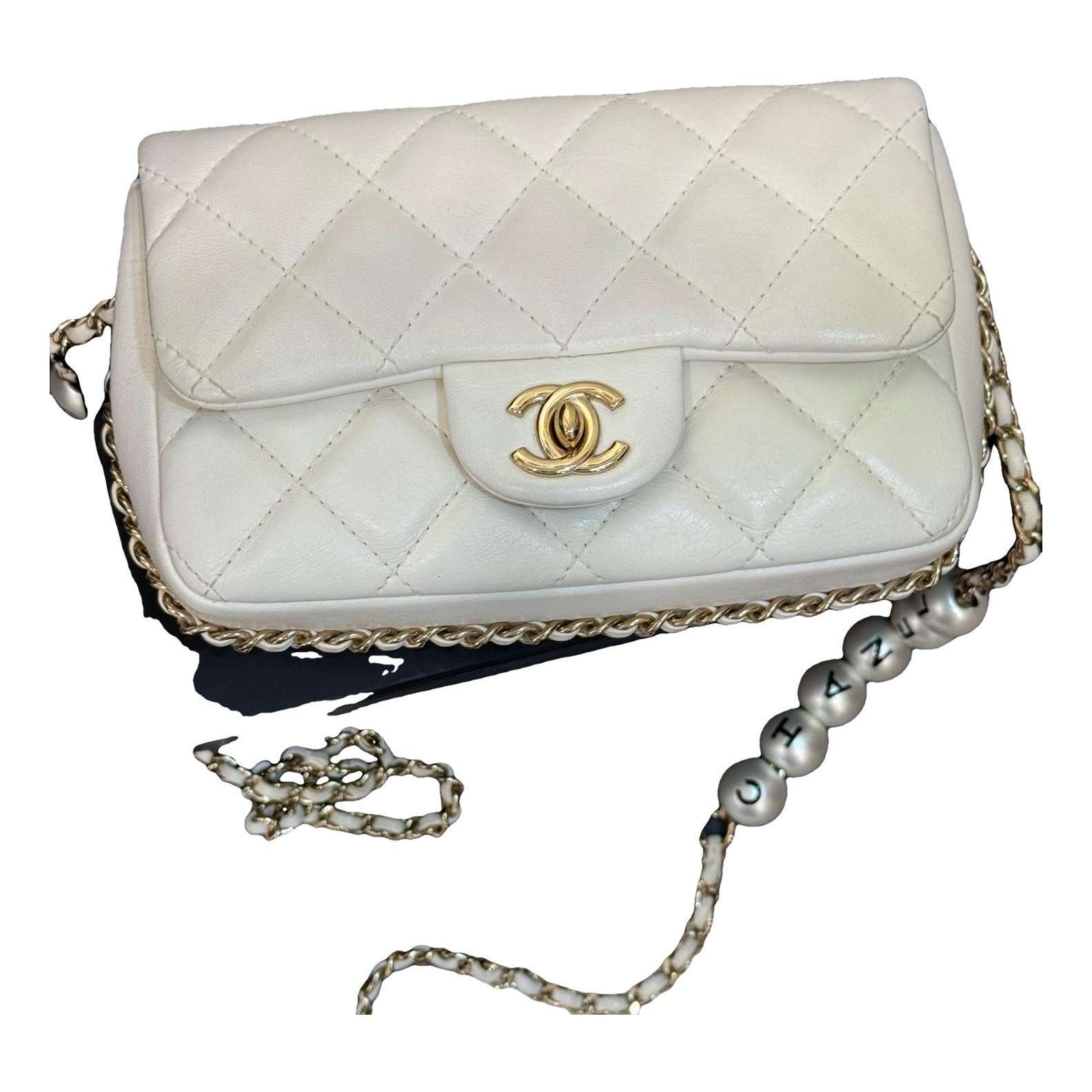 Timeless/Classique Valentine leather handbag