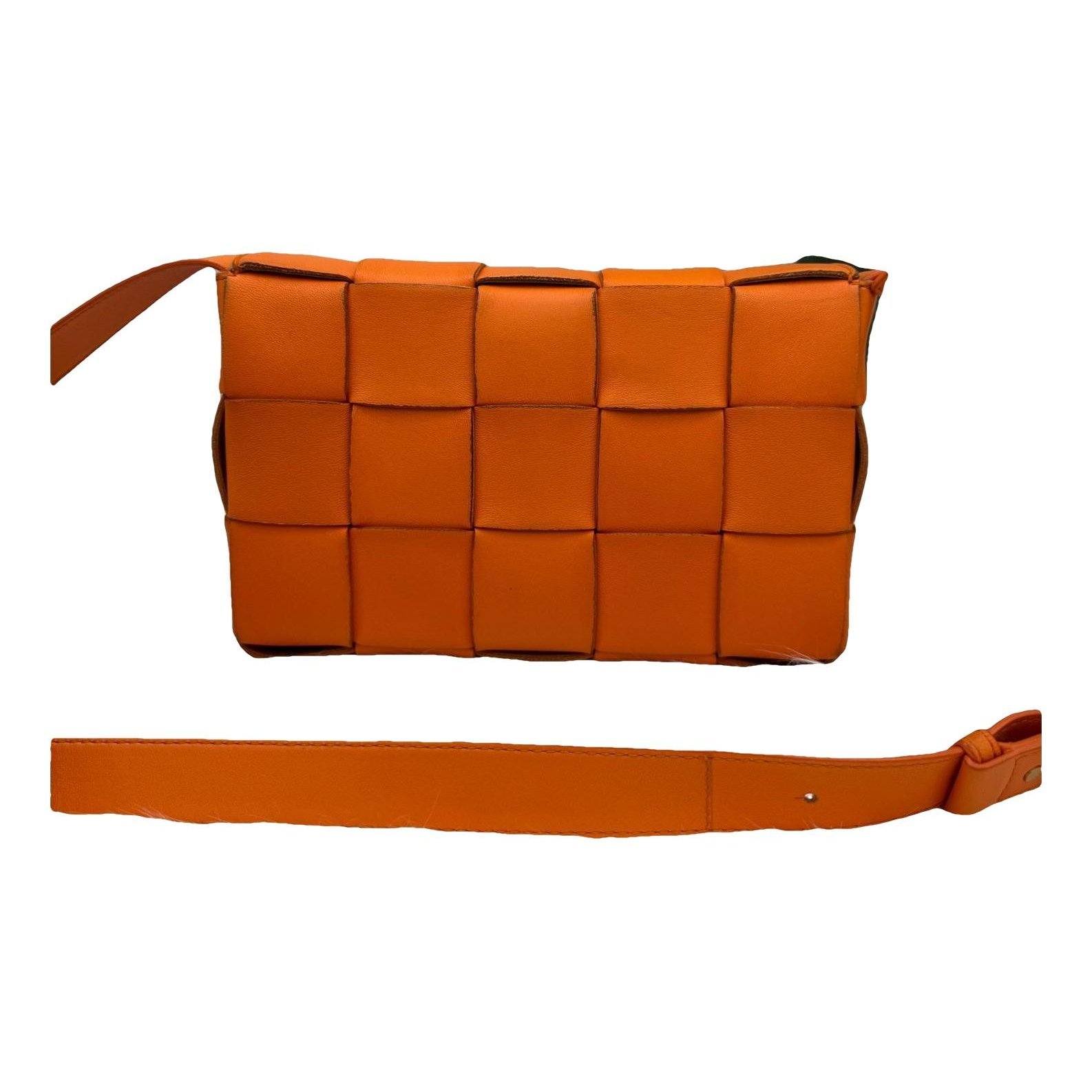 Cassette leather handbag
