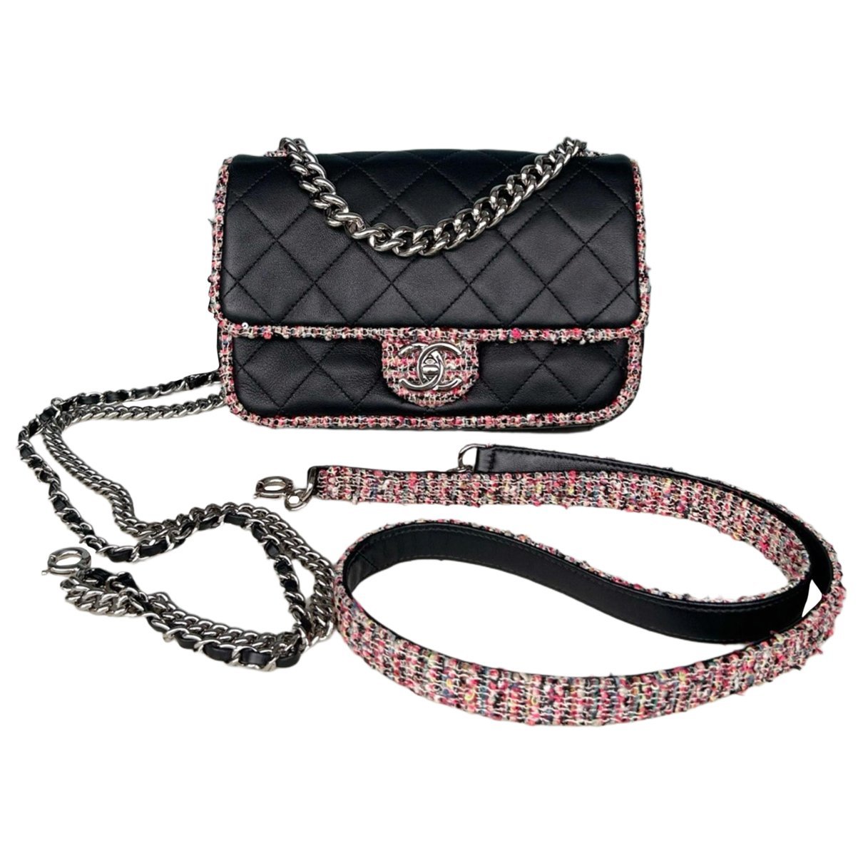 Wallet On Chain Timeless/Classique leather crossbody bag