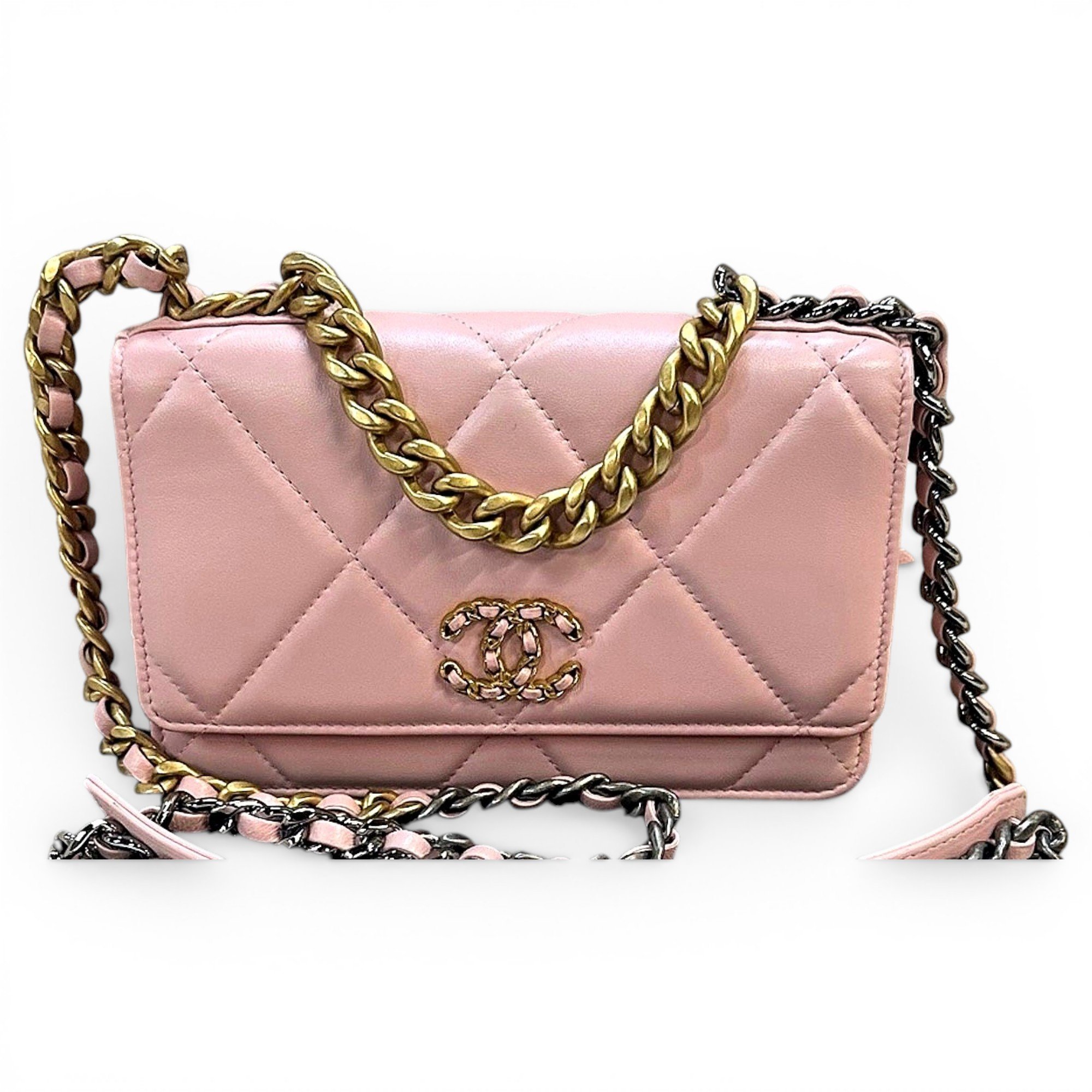 Wallet On Chain Chanel 19 leather handbag