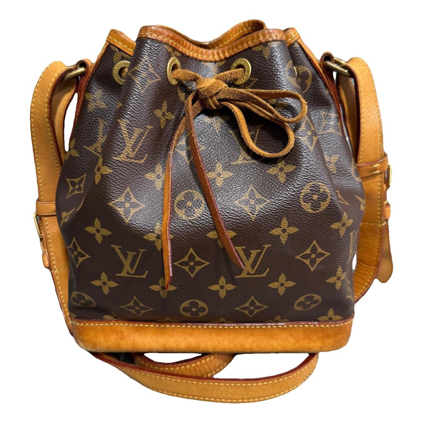 NéoNoé leather handbag