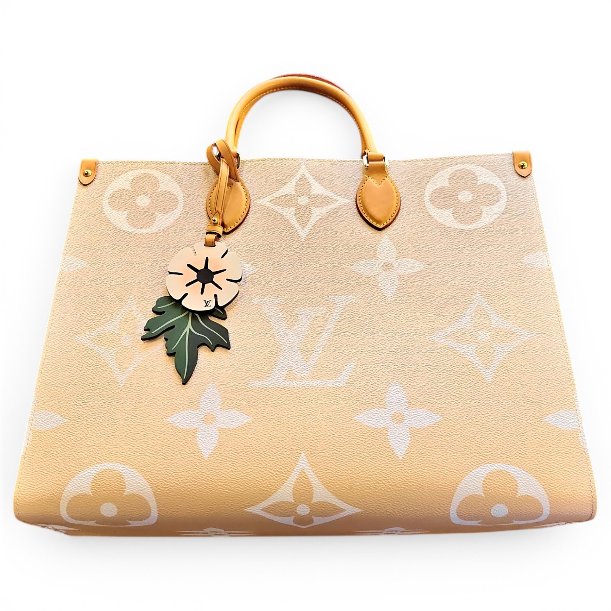 Onthego leather tote