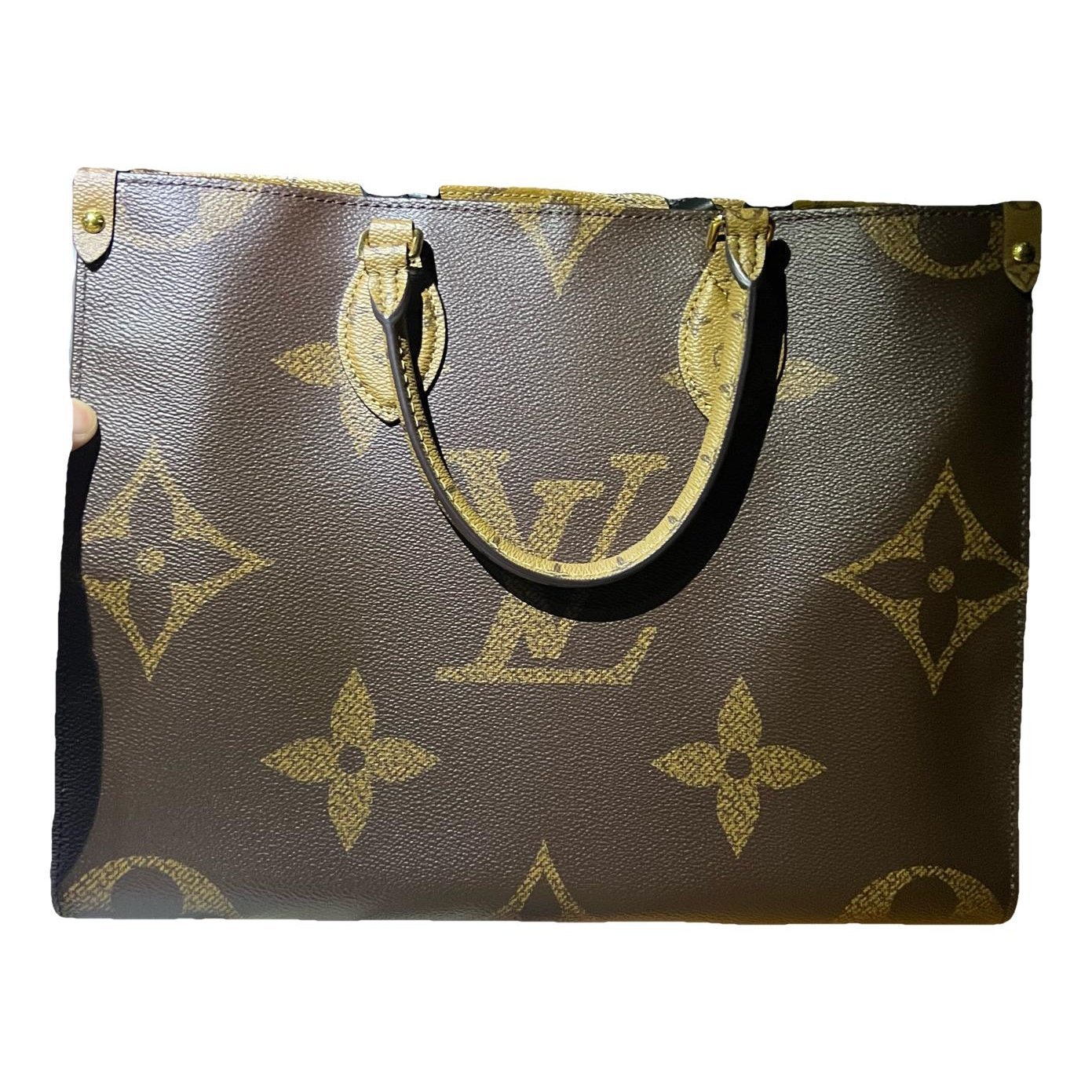 Onthego leather tote