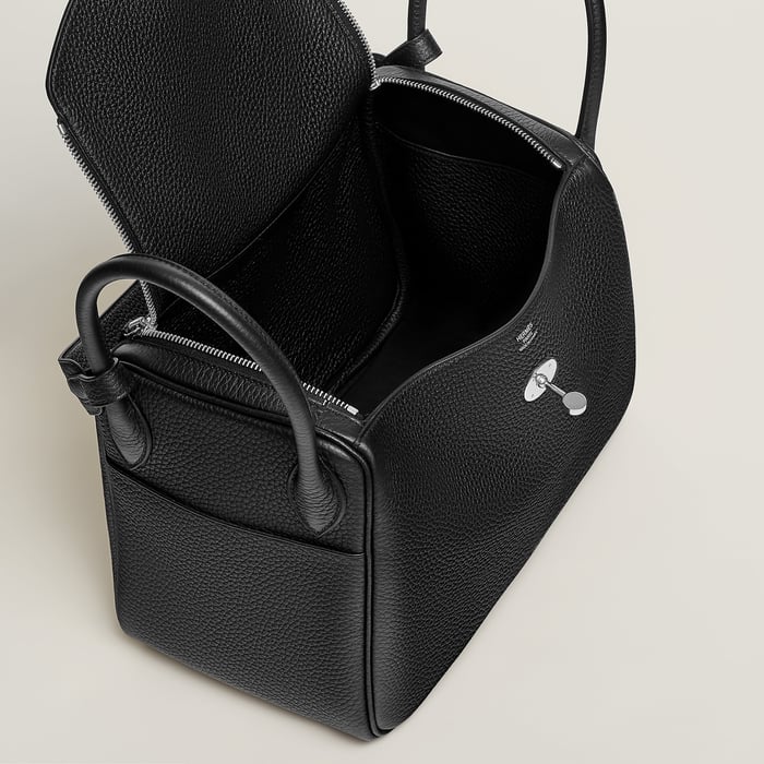Noir Lindy 30 Bag