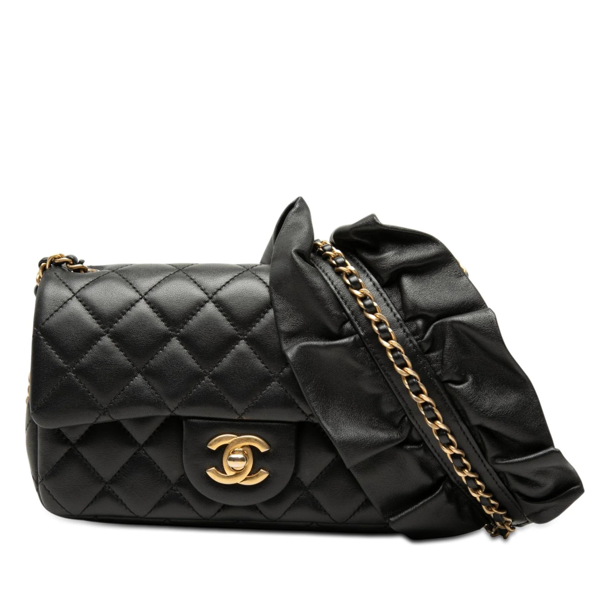 Timeless/Classique leather crossbody bag