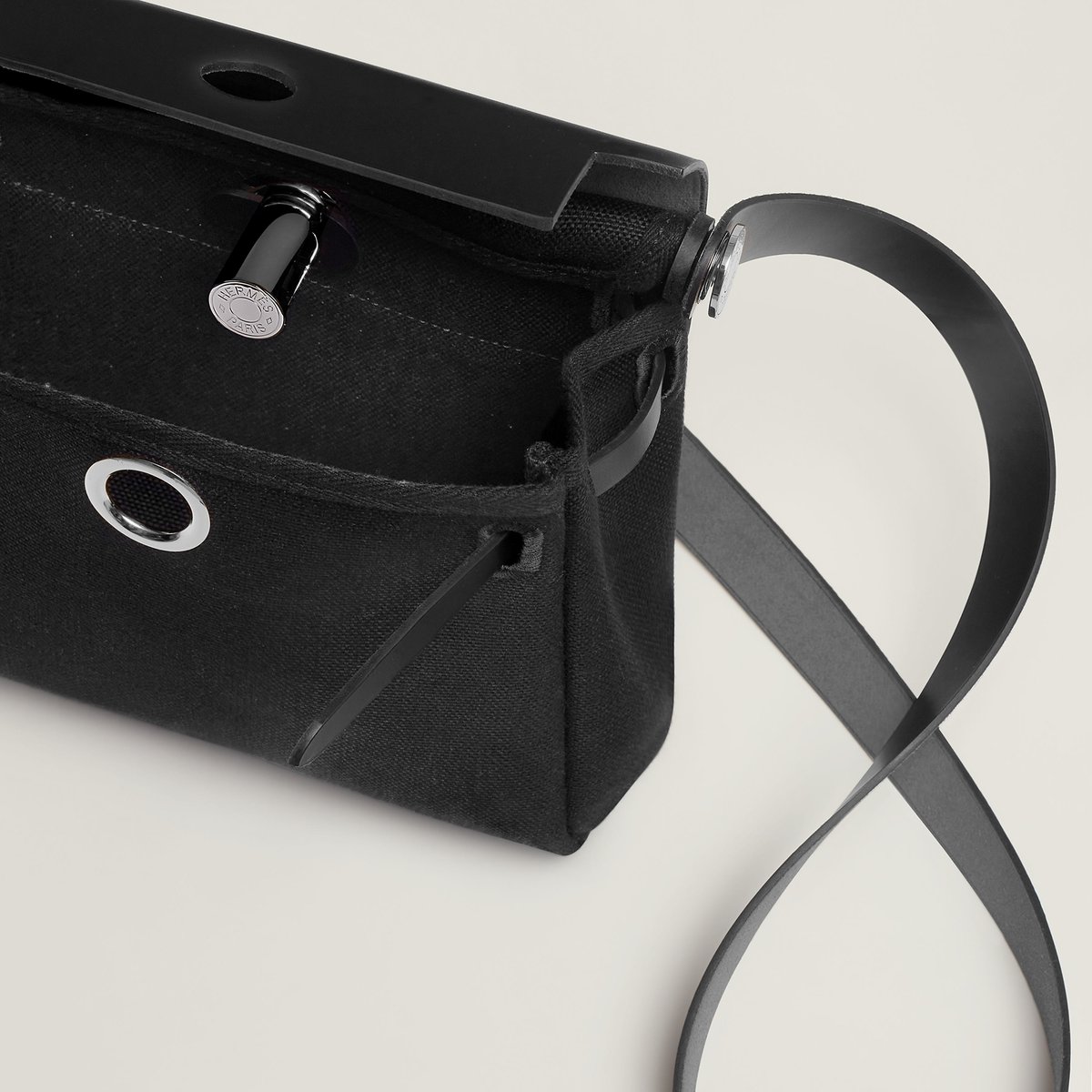 Noir Bolsa Herbag Zip 20