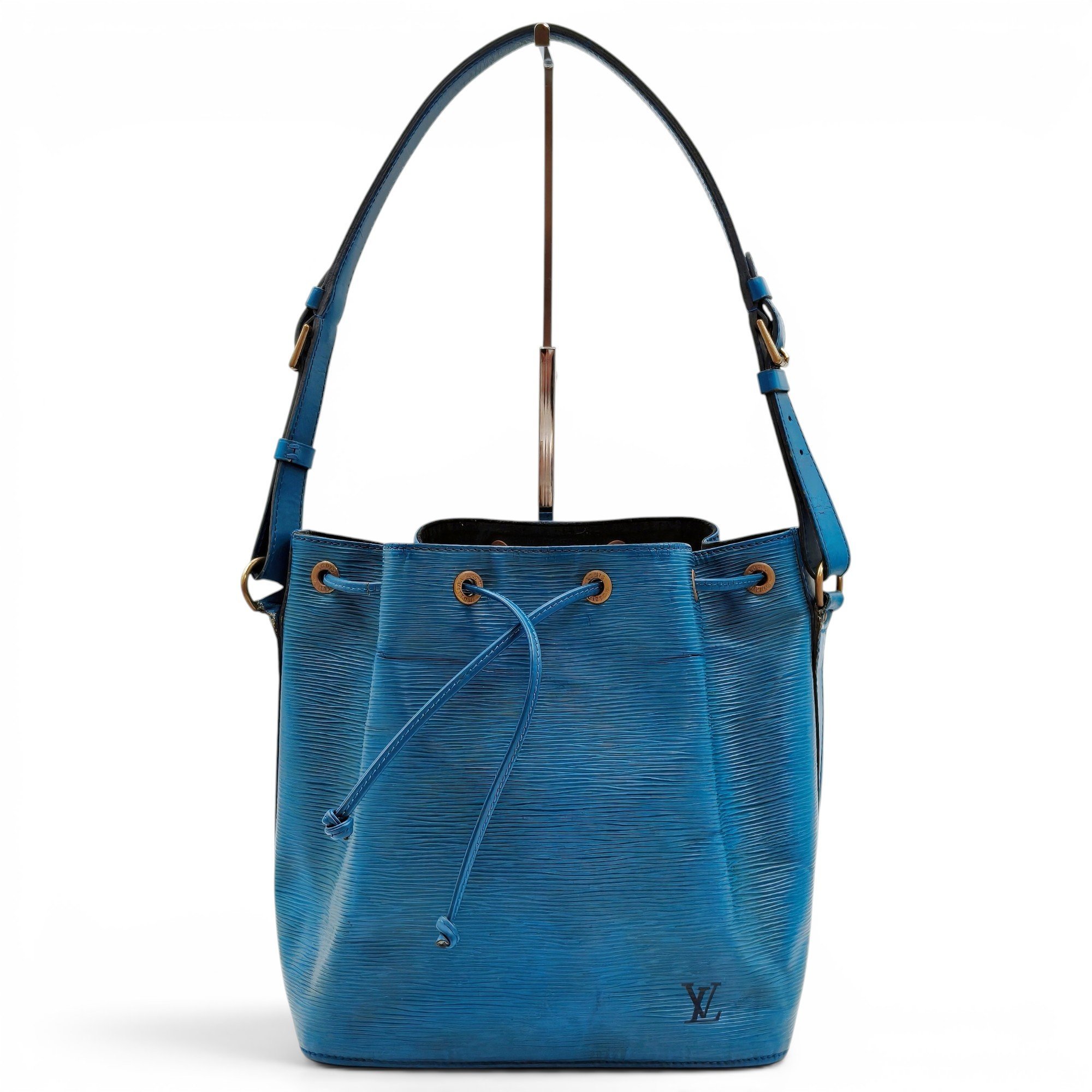 Noé leather handbag