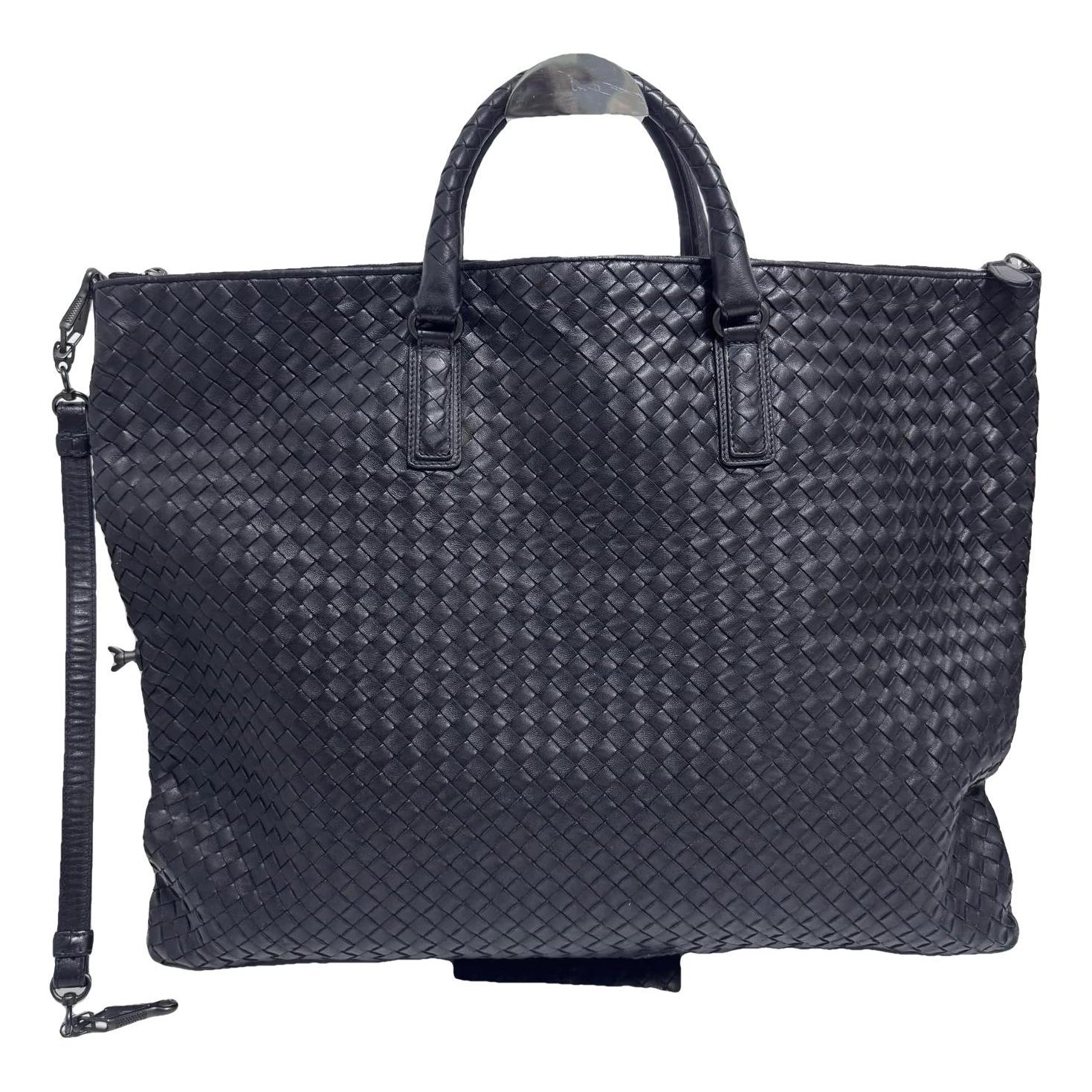 Leather tote