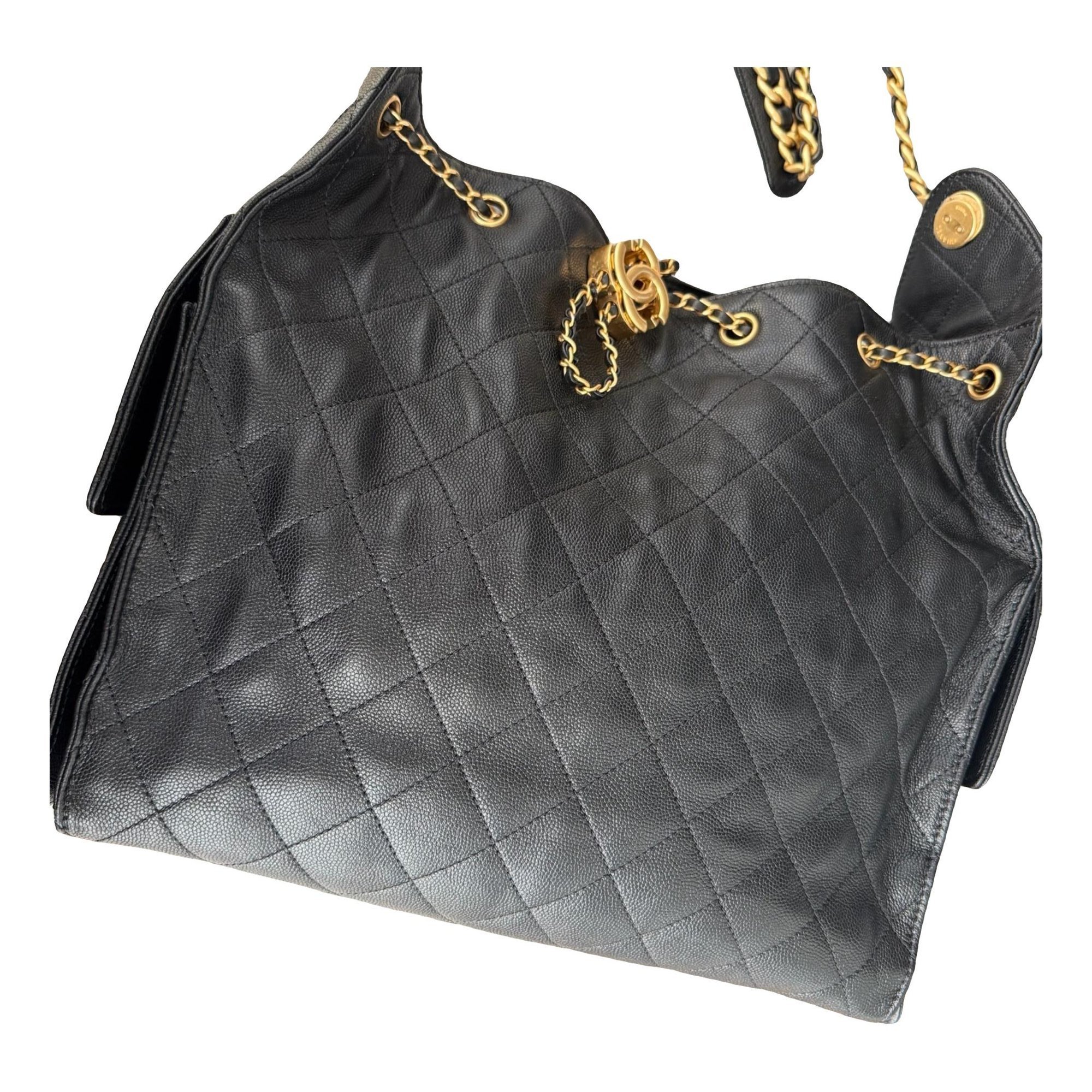 Chanel 25 leather handbag