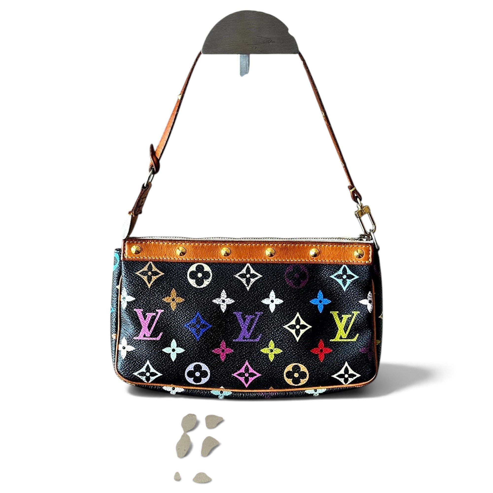 Louis Vuitton Pochette Accessoire leather handbag
