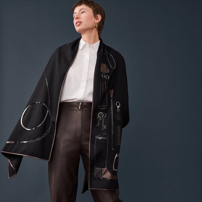 Noir Cavaliere Stole