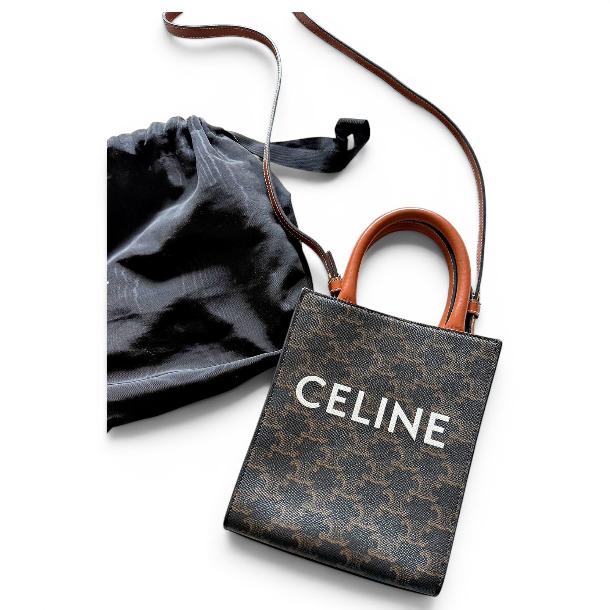 Cabas Vertical leather tote