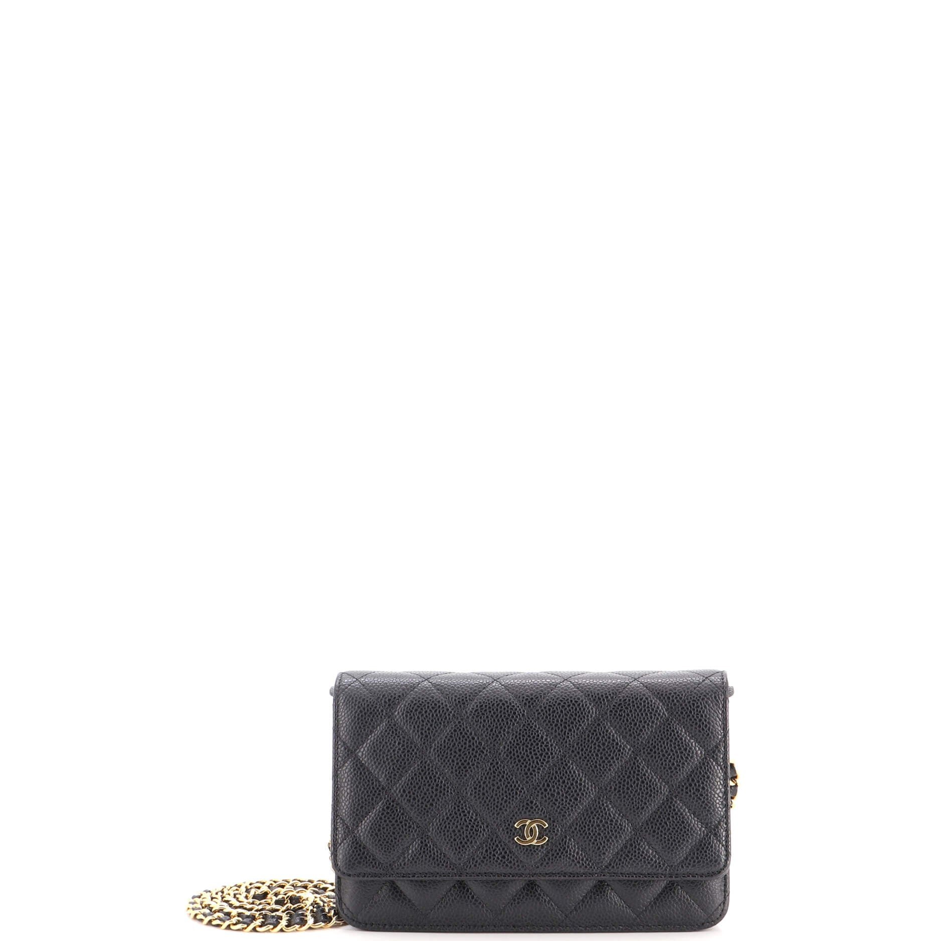 Wallet on Chain Quilted Caviar