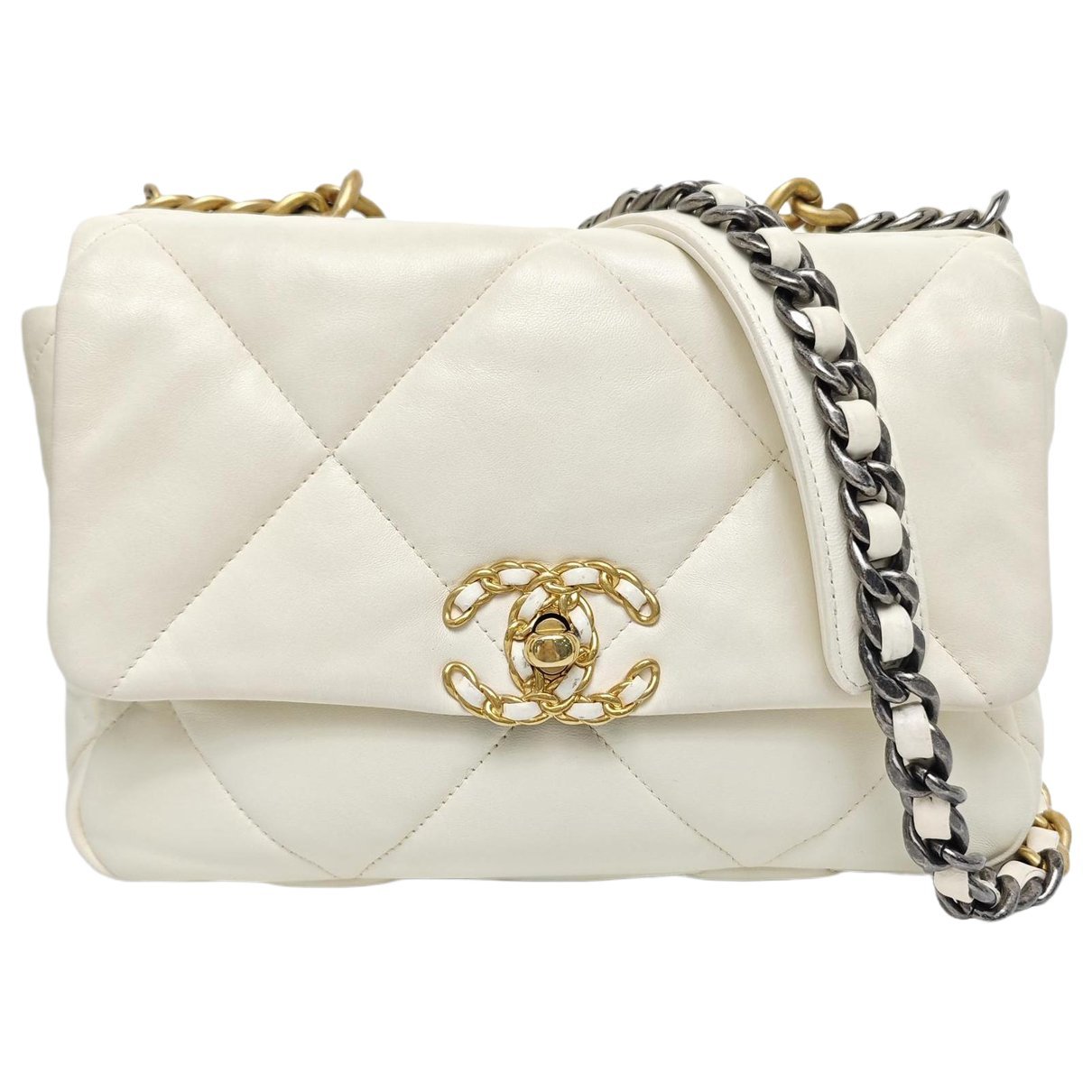 Chanel 19 handbag