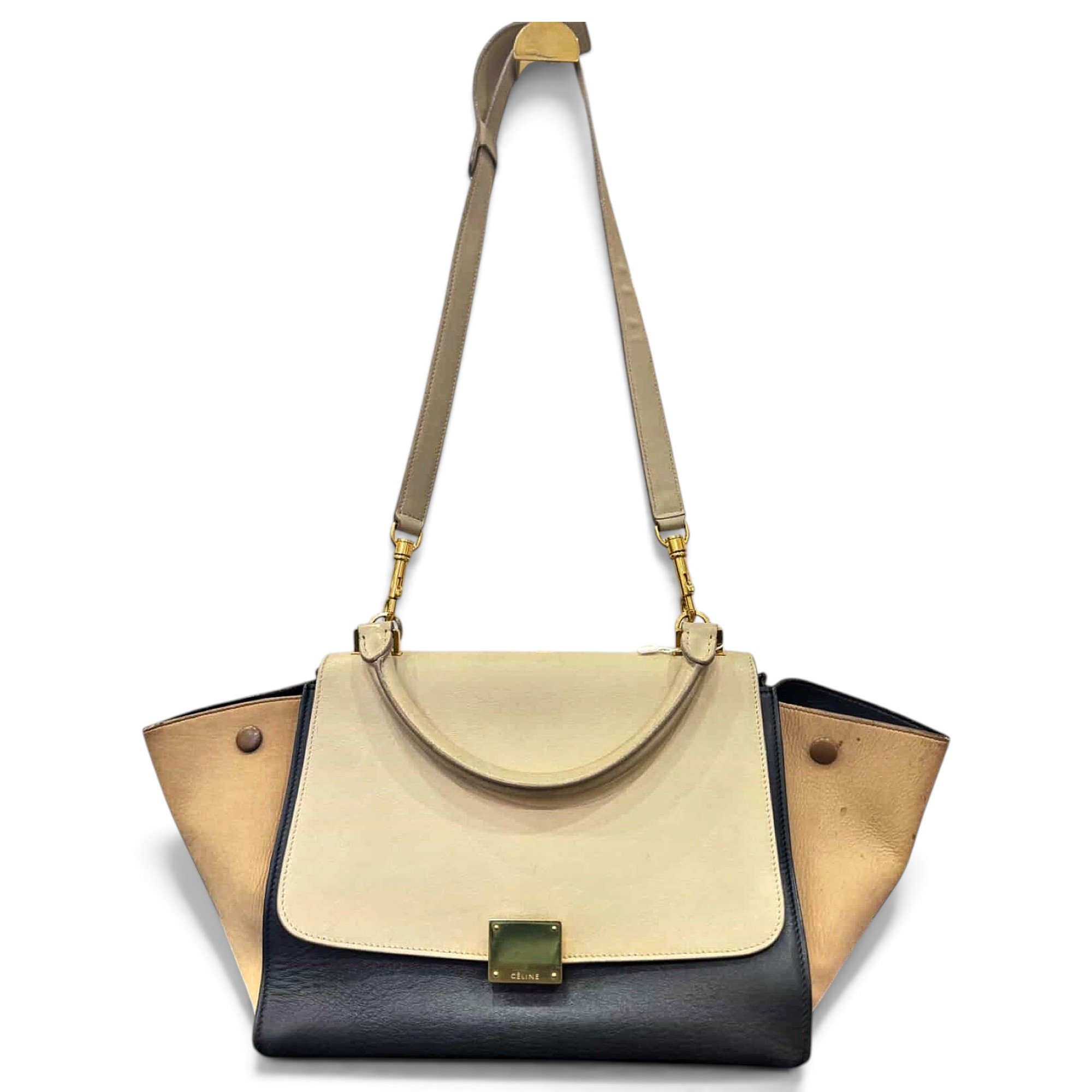 Trapèze leather handbag