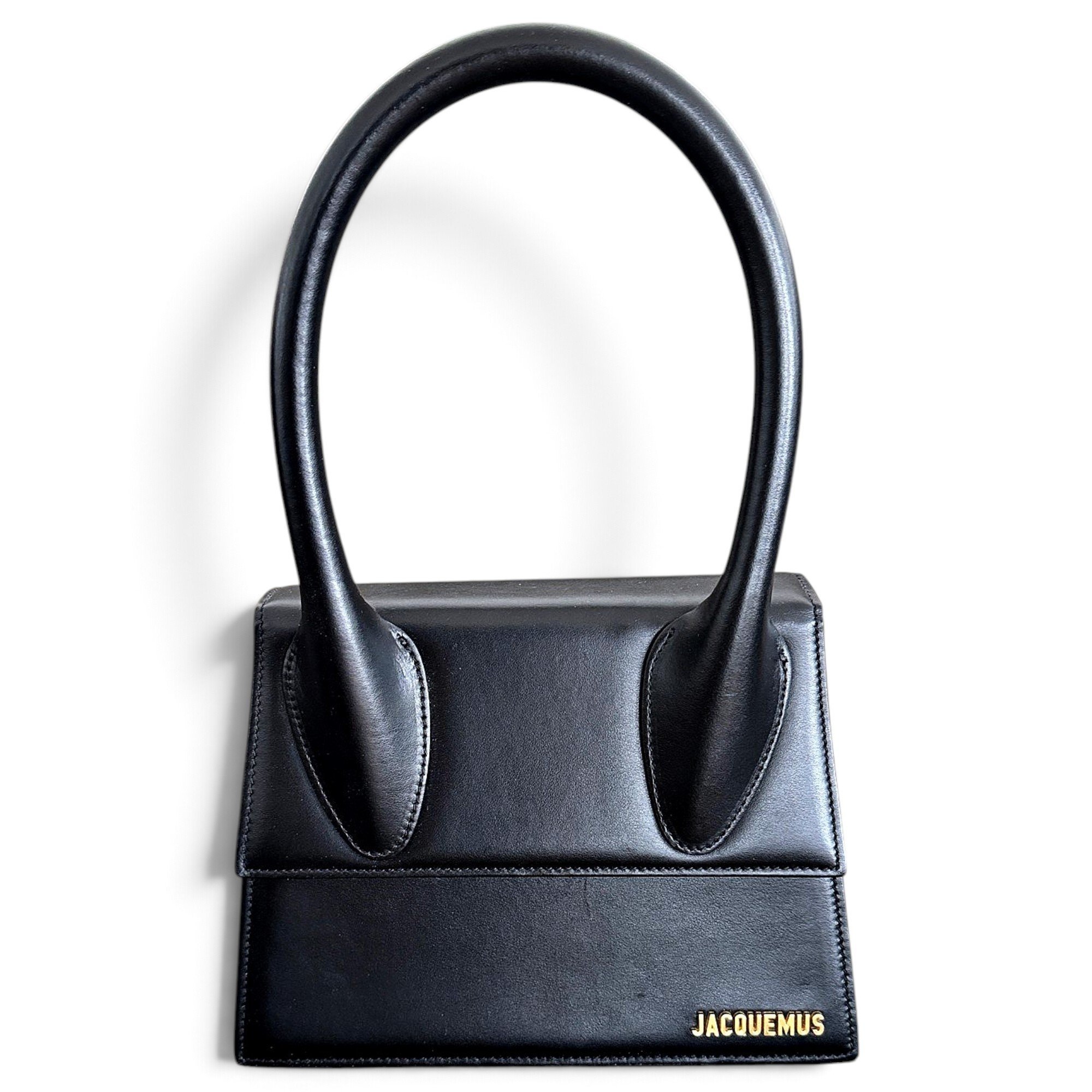 Le Grand Chiquito leather handbag