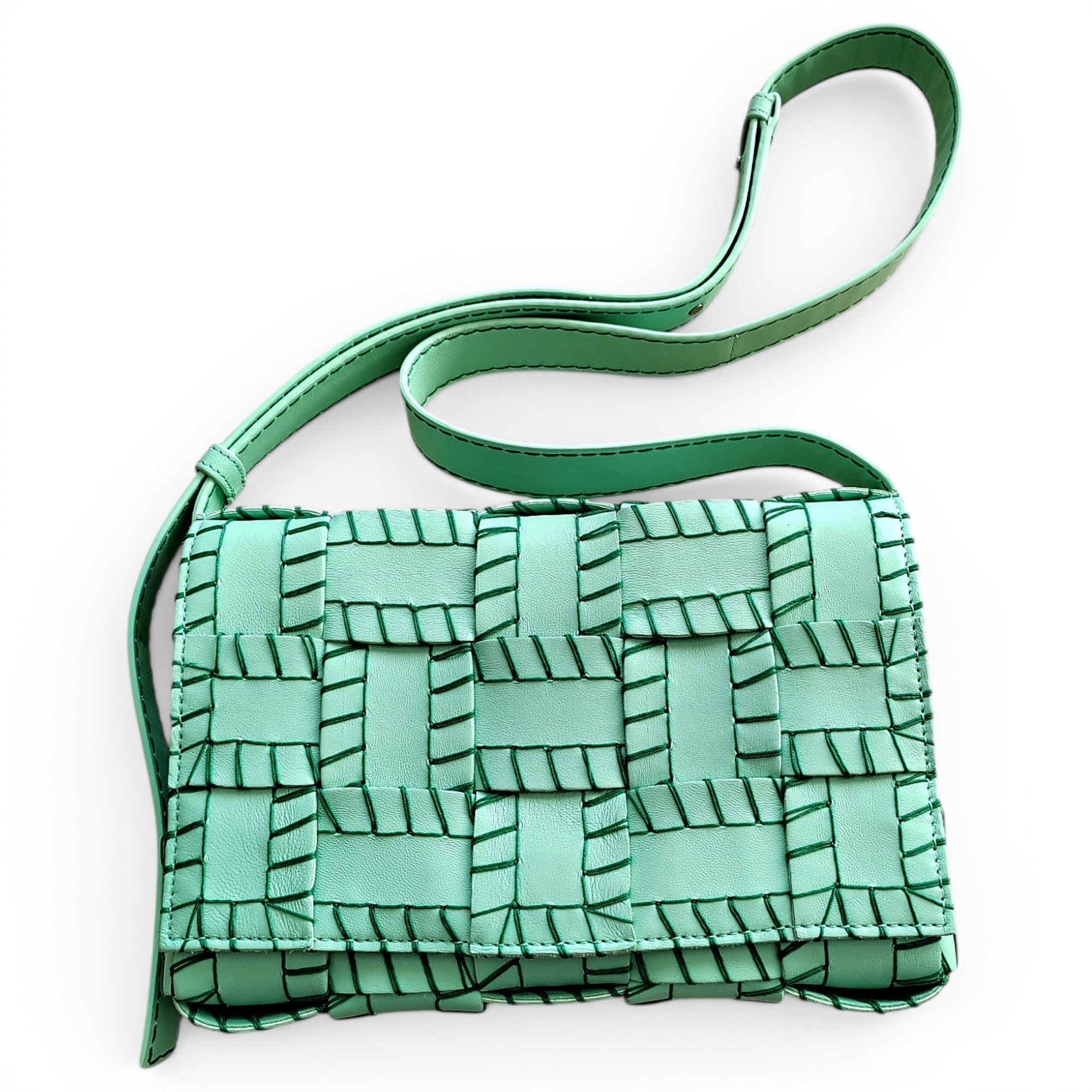 Cassette leather crossbody bag