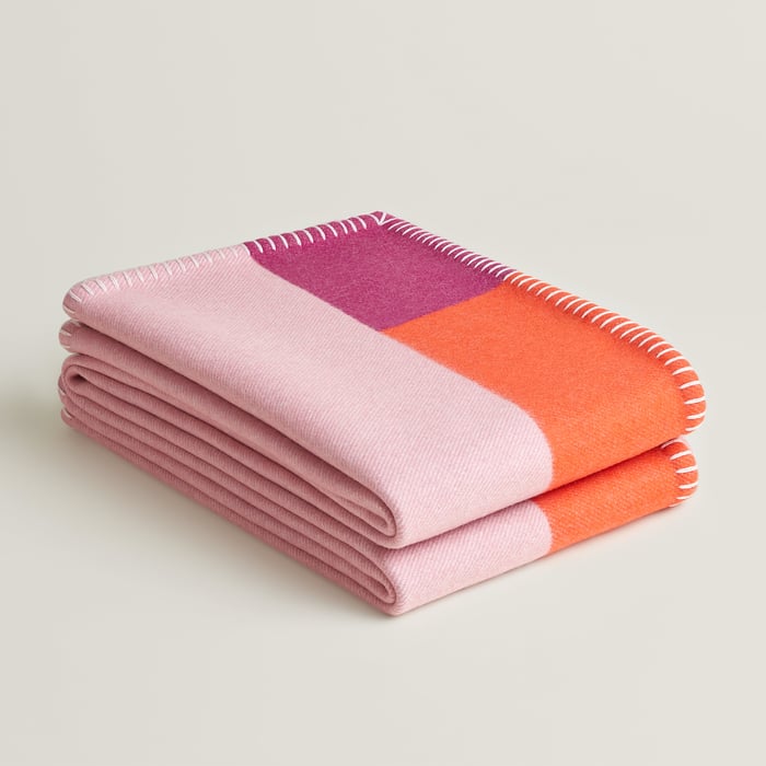 Rose Azalée H Gourmand Blanket