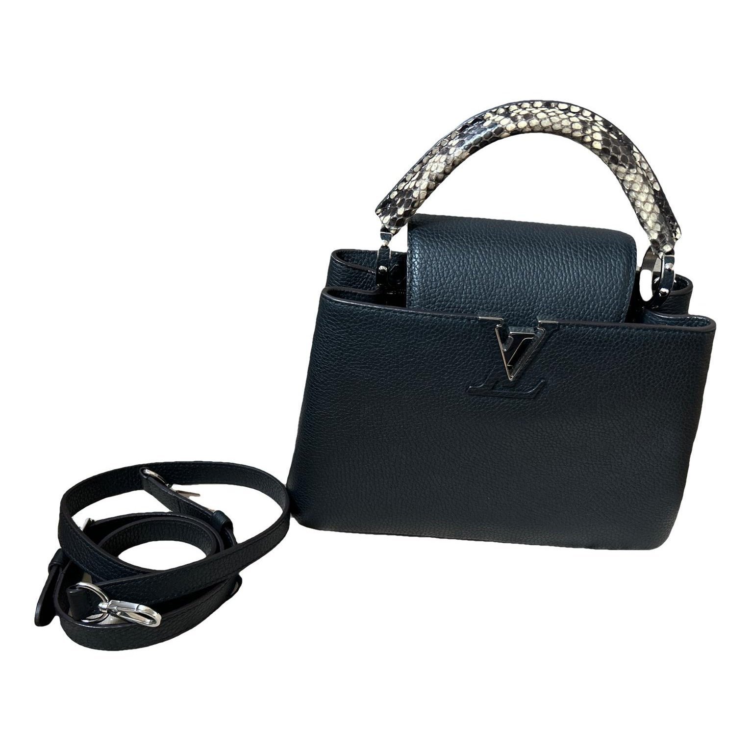 Capucines leather handbag