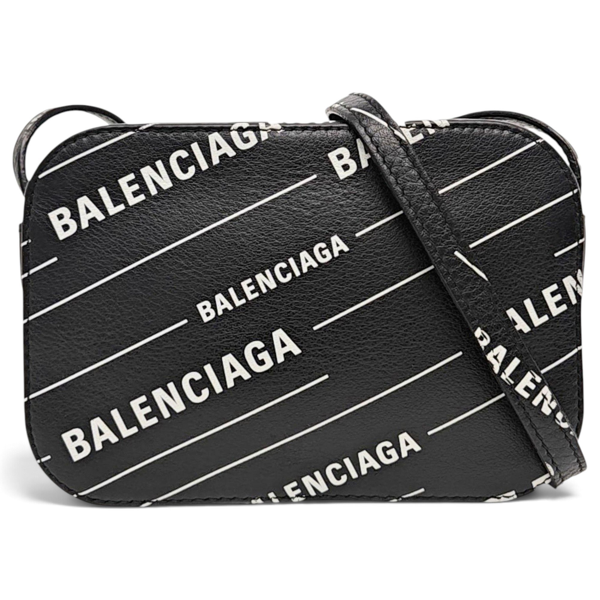 Everyday leather handbag
