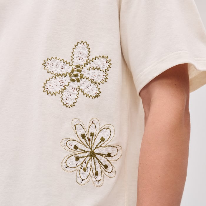 Écru "Fleurs Zigzag" T-shirt