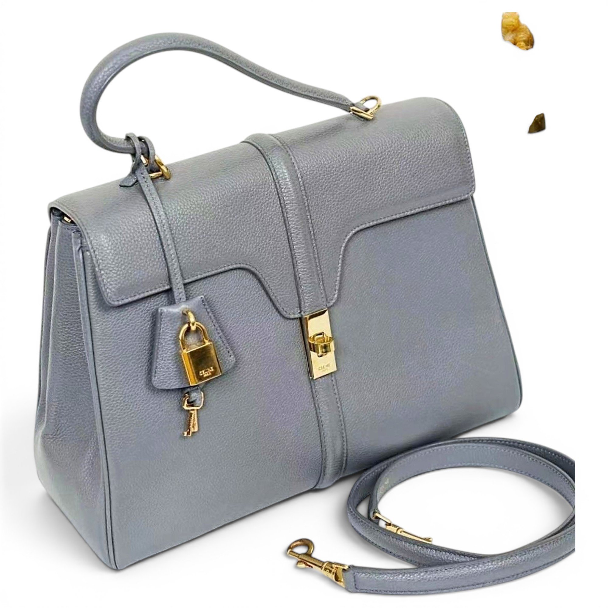 Sac 16 leather handbag