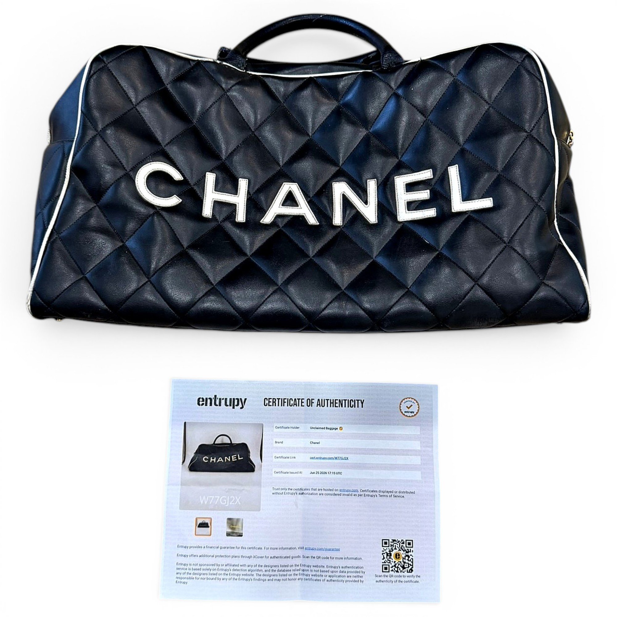 Leather travel bag