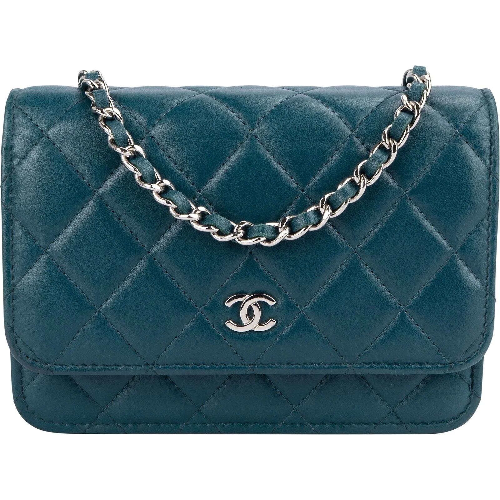 Wallet On Chain Timeless/Classique leather crossbody bag