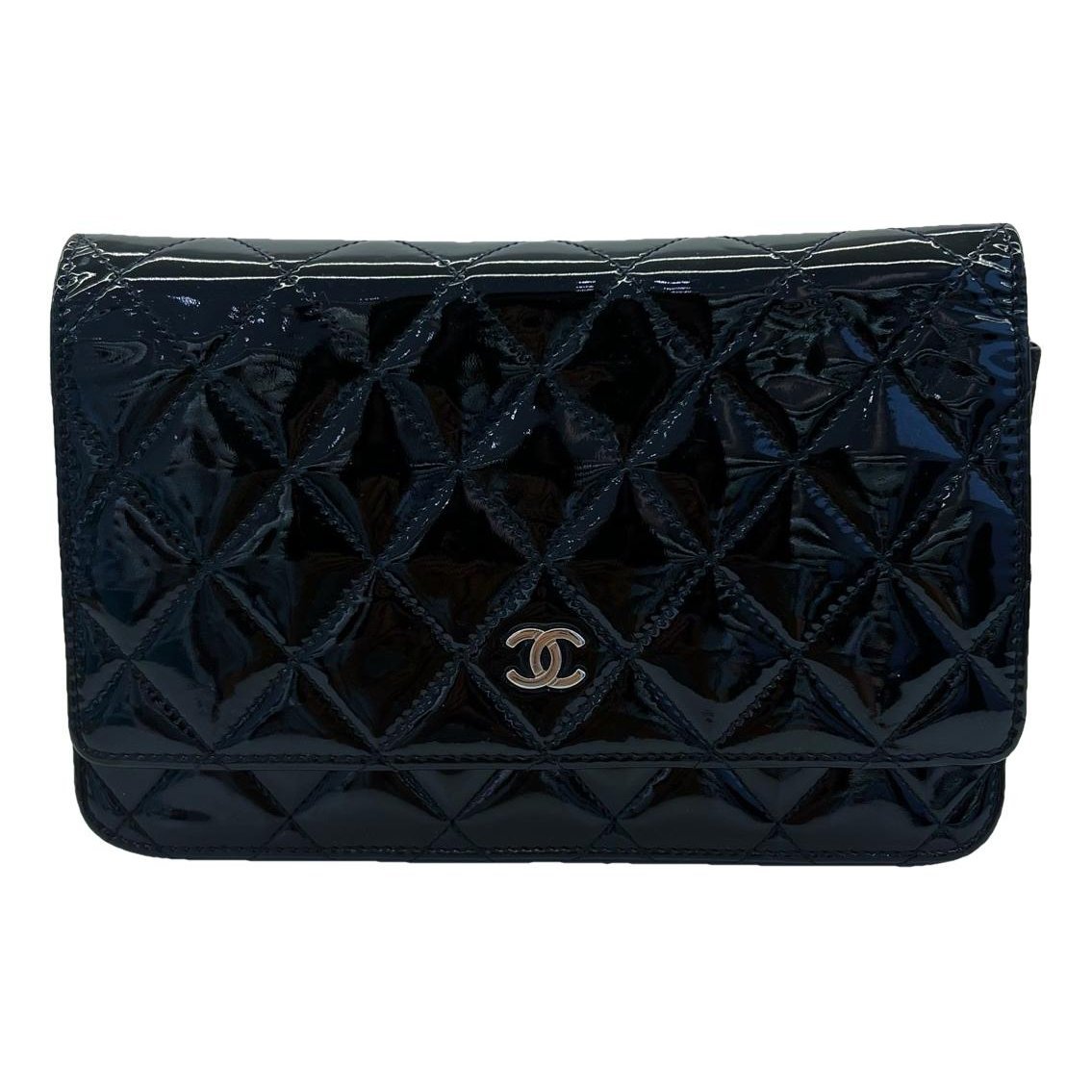 Wallet On Chain Timeless/Classique patent leather crossbody bag