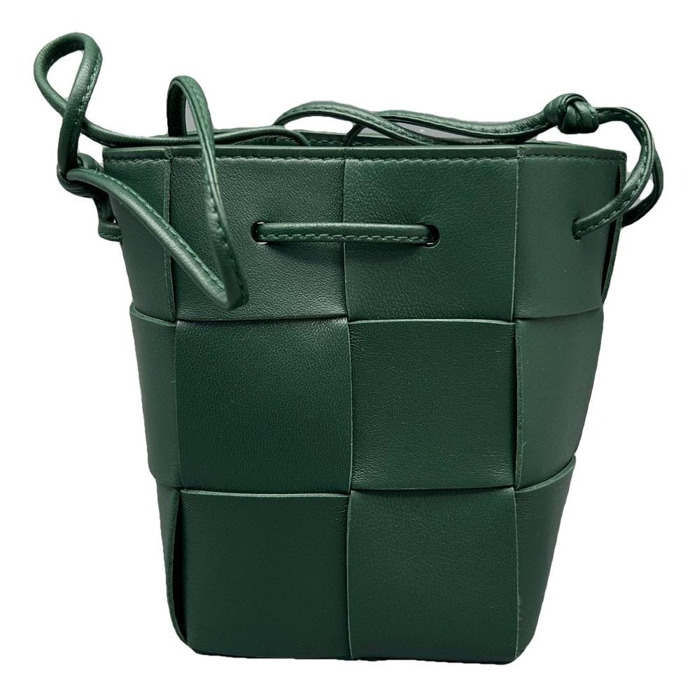 Cassette Bucket leather handbag