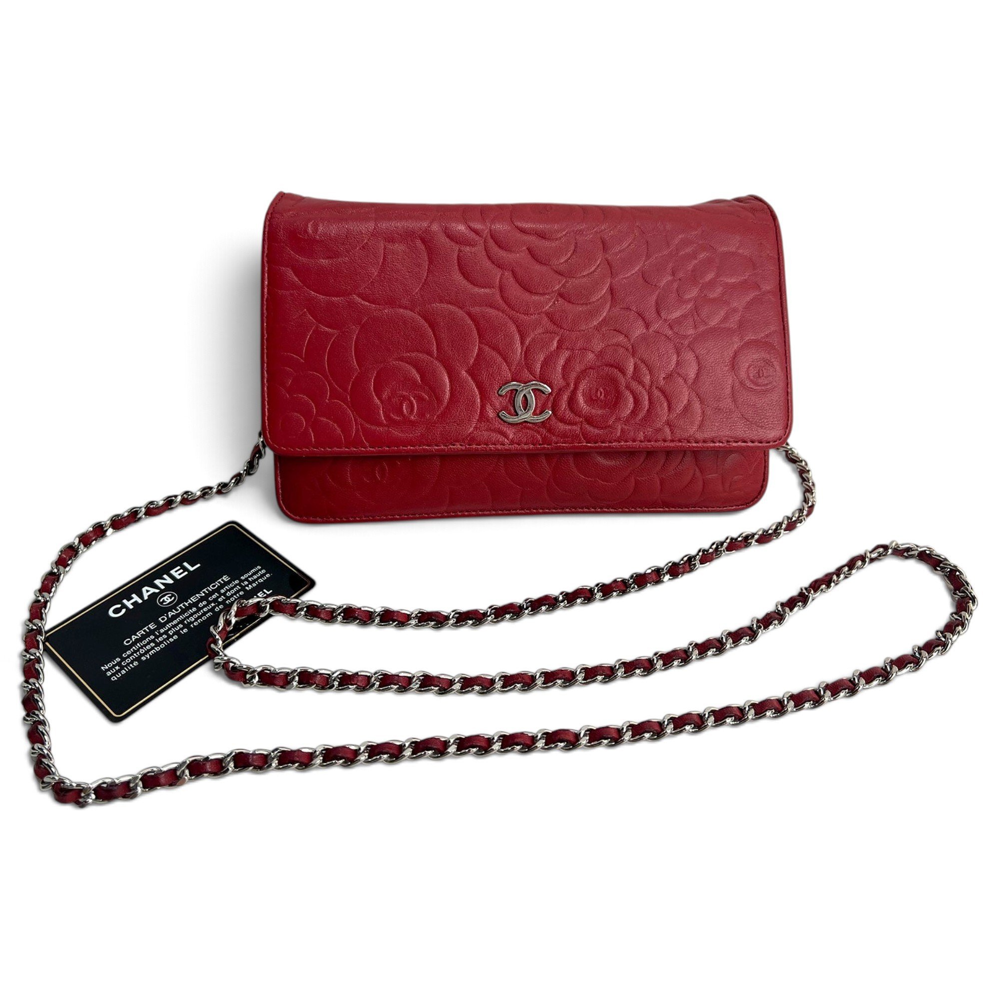 Wallet On Chain Timeless/Classique leather crossbody bag