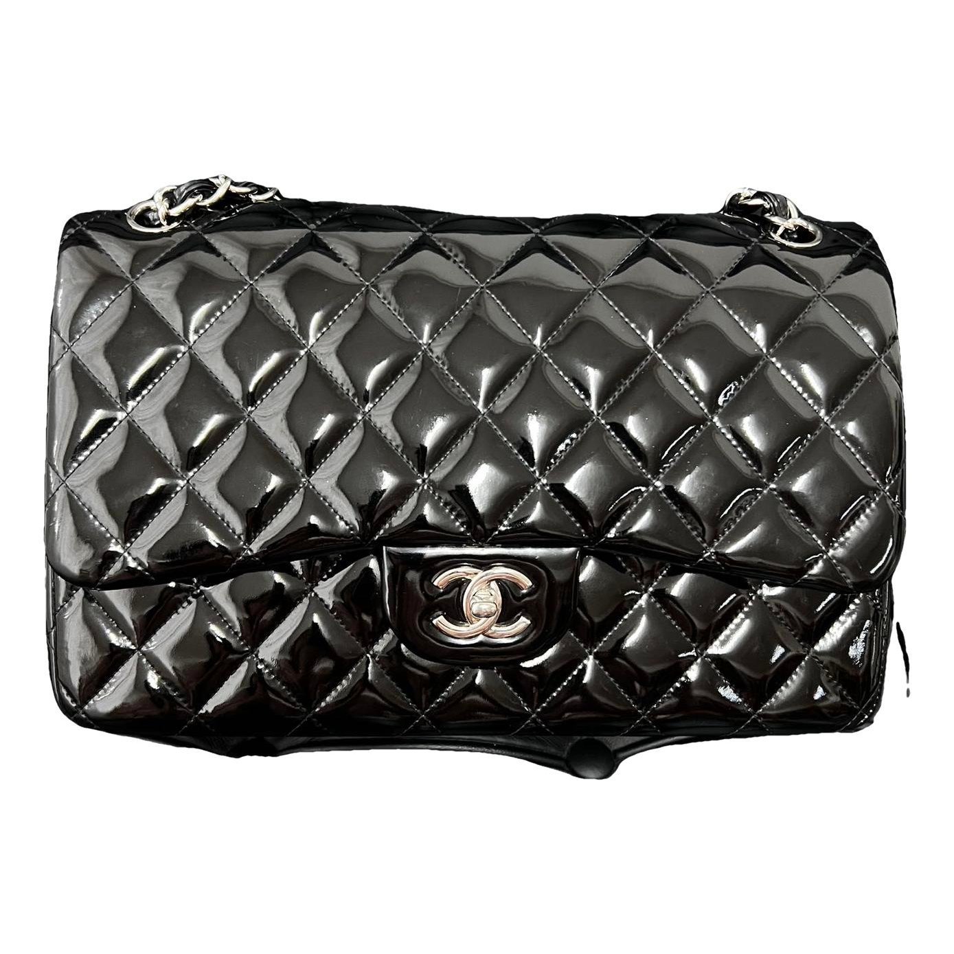 Timeless/Classique patent leather crossbody bag