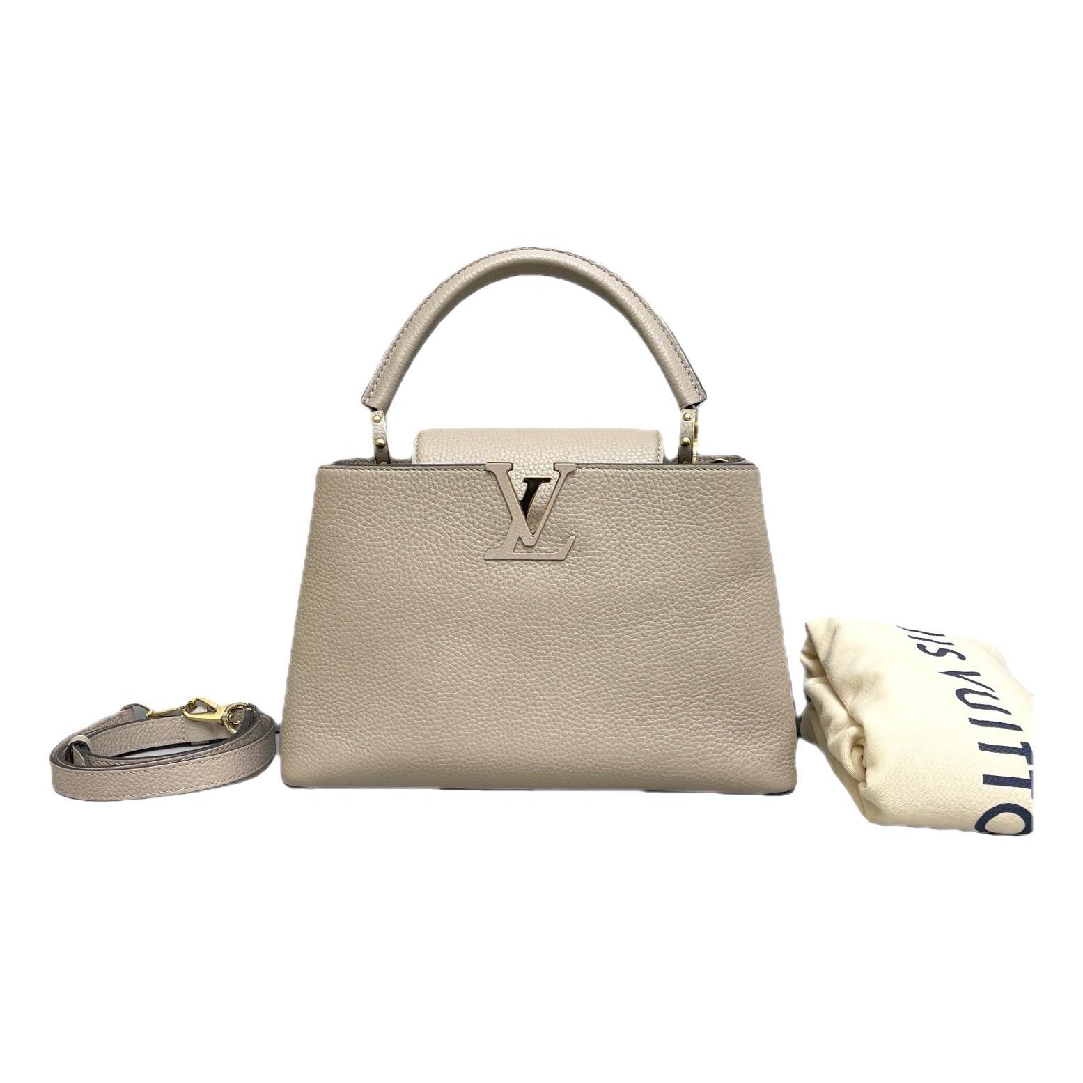 Capucines leather handbag