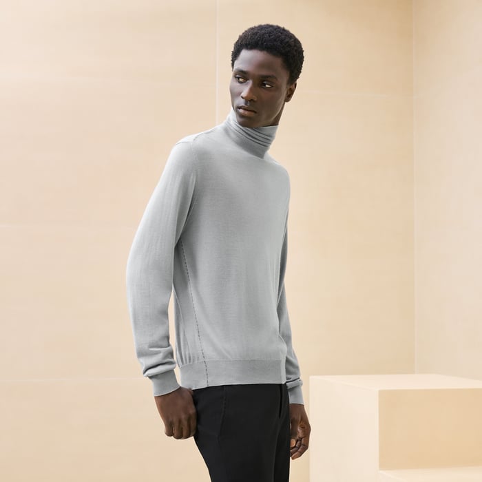 "Coutures inversees" turtleneck sweater