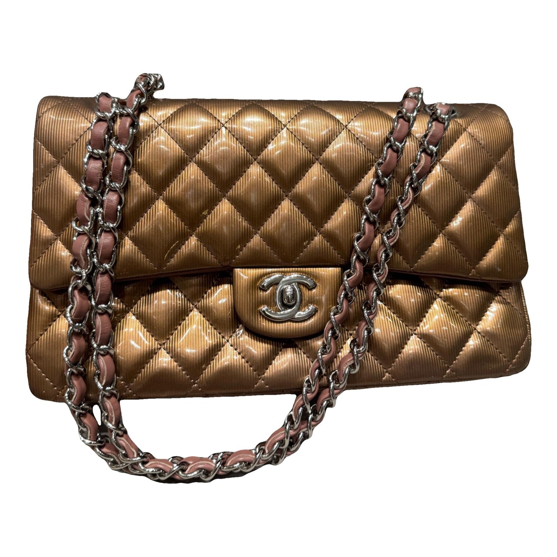 Timeless/Classique patent leather crossbody bag
